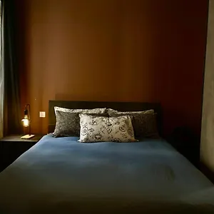  Séjour chez l'habitant Airport Bedroom With Your Own Private Bathroom Self Check In And Self Check Out Air-condition Included